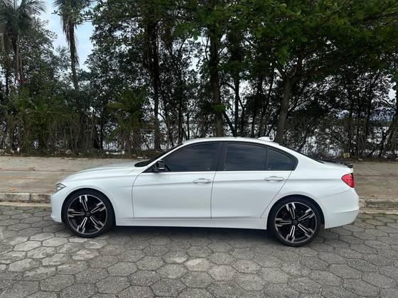 BMW 320i 2.0 16V TURBO GASOLINA 4P AUTOMÁTICO